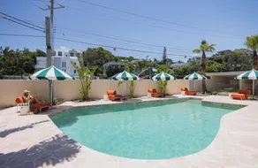 The Shores Miami - Piscine