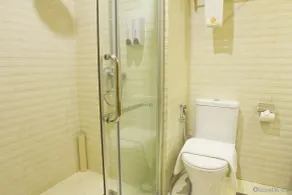 Golden Phoenix Hotel - Manila - Bathroom