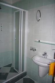 Hotel Ostrov Garni - Baño