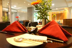 The Beehive - Restaurante