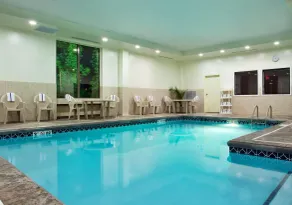 Holiday Inn Express Hotel and Suites Akron South-Airport Area by IHG - Piscine