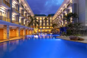 Swiss-Belhotel Danum Palangkaraya - Pool