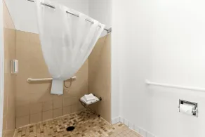 Clarion Suites Anchorage Downtown - Salle de bain