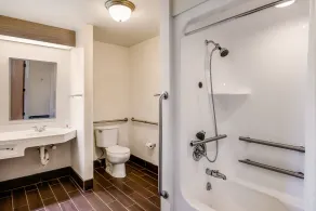 Sleep Inn & Suites Peoria North - Badezimmer