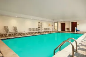 Country Inn & Suites by Radisson, Dearborn, MI - Piscine