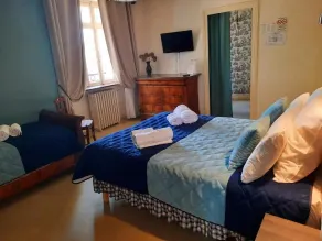 Hôtel De La Barbacane - Zimmer
