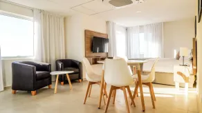 Ramada Residences by Wyndham Puerto Madryn CQ Parry - Zimmer