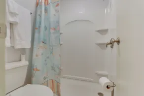Swim & Relax: St Helena Island Gem w/ Deck! - Interiør