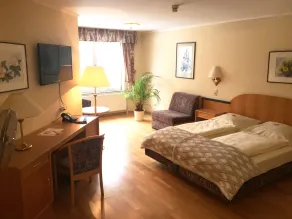 Hotel-Restaurant Zum Onkel Jonathan - Room