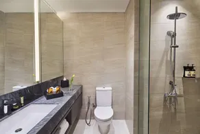 PARKROYAL Serviced Suites Jakarta - Bathroom