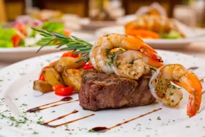 Comfort Suites Paradise Island - Restaurant