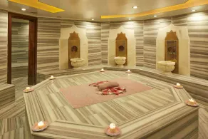 Doubletree By Hilton Hotel Izmir - Alsancak - Pool