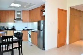 MCLN - Spacious Furnished Studio - Room