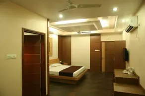 Golden Retreat Guest House - Quarto