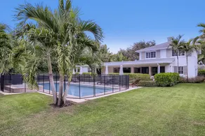 Banyan Cove 4bd 4.5ba Private Pool and Parking - Pool
