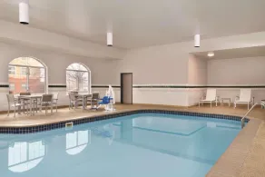 Country Inn & Suites by Radisson, Merrillville, IN - Piscine