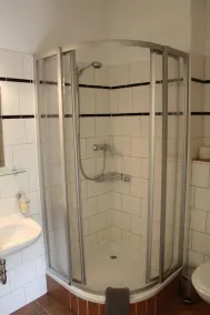 Gästehaus Lisakowski Pension am Brautwiesenpark - Salle de bain