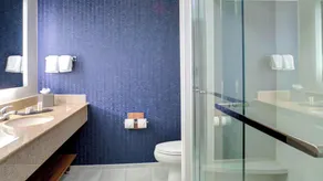 Fairfield Inn & Suites by Marriott Virginia Beach Oceanfront - Room