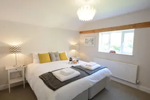 Fig Cottage, Pettistree - Room
