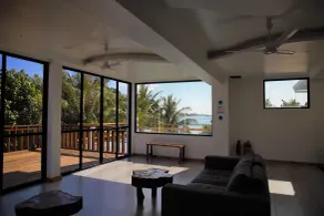 Room-master Suite Family Room With Views - Vardagsrum