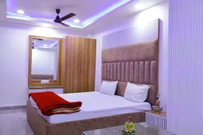 Hotel Neelkanth - Room
