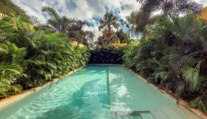 Hotel Unknown - Piscine