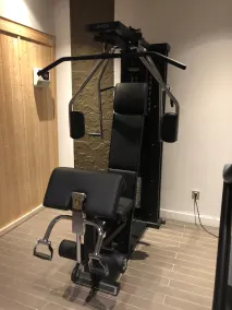 Ramada Paris Tour Eiffel - Salle de remise en forme