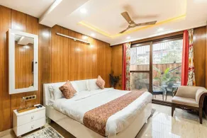 TIM Sector 51, ARTEMIS HOSPITAL 1 min walk, FORTIS & MEDANTA 4 mins drive - Quarto