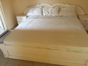 One World Village Guesthouse - Room