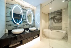 DAMAC Super Luxury Two Bedroom Apartment - Badrum