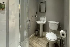 Lobster Sheringham - Bathroom