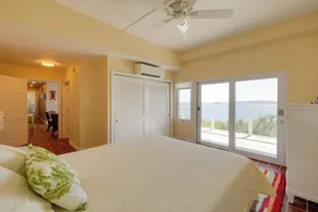 'Sea La Vie' - Waterfront St Thomas Escape w/ Pool - Interior