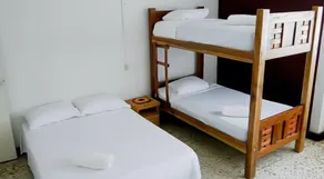 Hostal Liwa Kashi - Room
