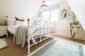 Delightful Period Cottage 225 Oak Road - Camera