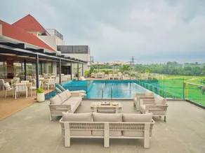 JP Crowne Regency - Pool