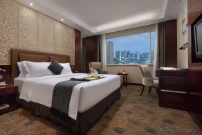 Hunan Huatian Hotel - Room
