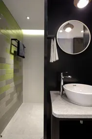 Hotel Ease Access Tsuen Wan - Bathroom