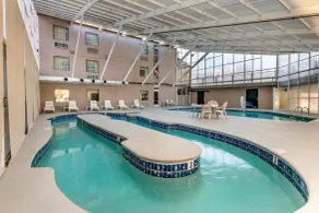 Sleep Inn & Suites near Sports World Blvd - Piscina