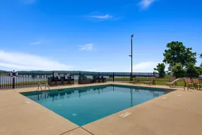 Clarion Pointe on the lake Clarksville-South Hill West - Piscina
