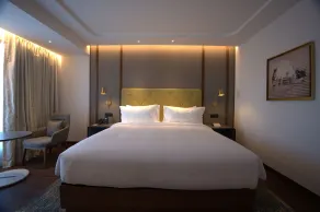 Doubletree By Hilton Bengaluru Whitefield - Room