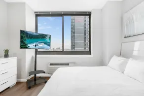 Bluebird Suites near PATH - Room
