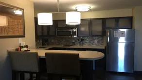 Staybridge Suites Merrillville by IHG - Chambre