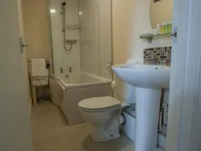The White Swan Inn - Bathroom
