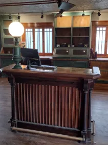 Iron Rail Inn - Reception