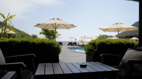 Manaspark Deluxe Hotel - Piscina