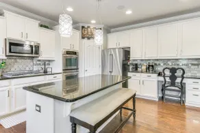 Patio, Deck & Grill: Charlotte Area Group Getaway! - Interior