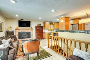 Charming Savage Home w/ Yard: 18 Mi to Minneapolis - Innvendig
