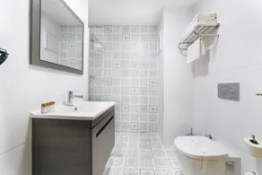 Viva La Vita Hotel - Baño