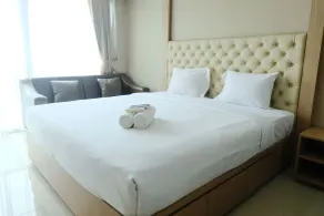 Good Choice Studio Apartment At Tamansari La Grande - Chambre