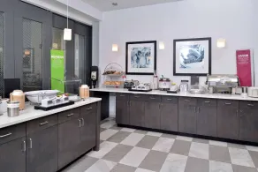 Hampton Inn & Suites Shelby - Restaurant